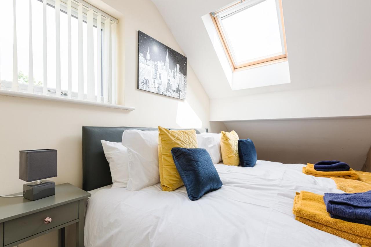 פרסטון Oxheys House - 5 Bedrooms Contractors Parking מראה חיצוני תמונה